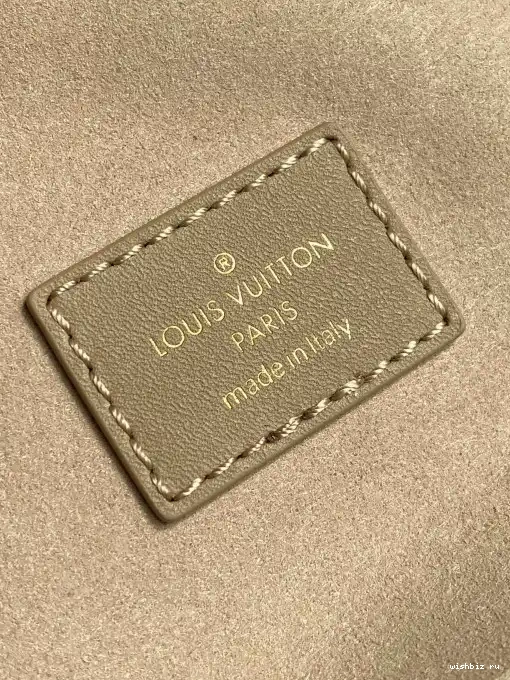 WIS LOUIS VUITTON PM VANITY 0327